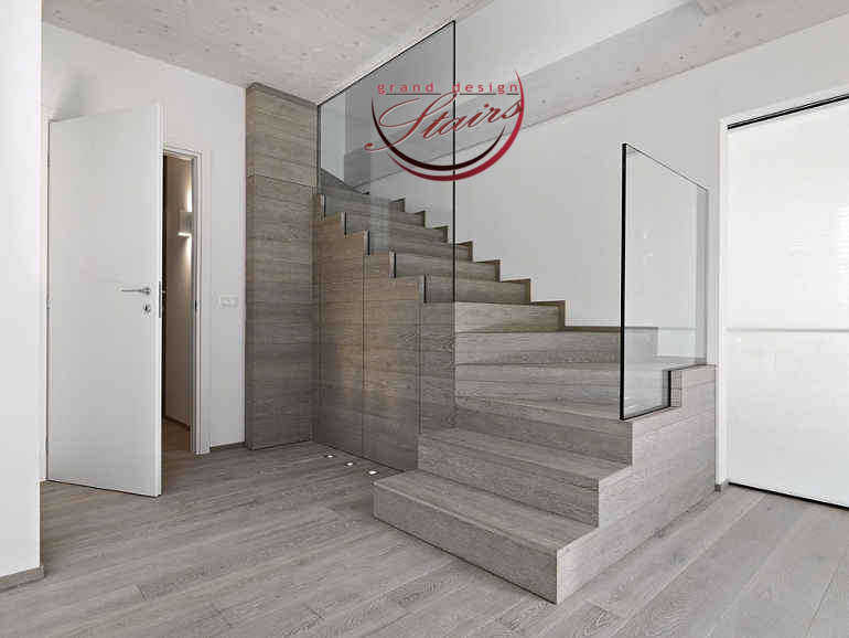stairs matching wooden flooring