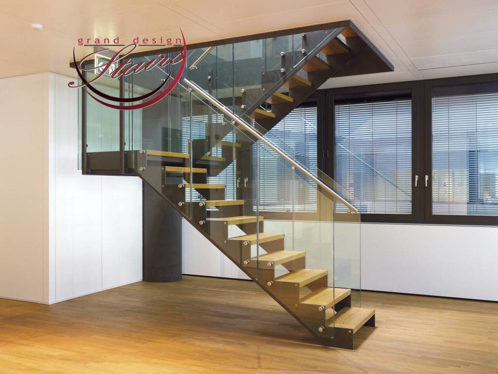 escalier moderne rampe verre