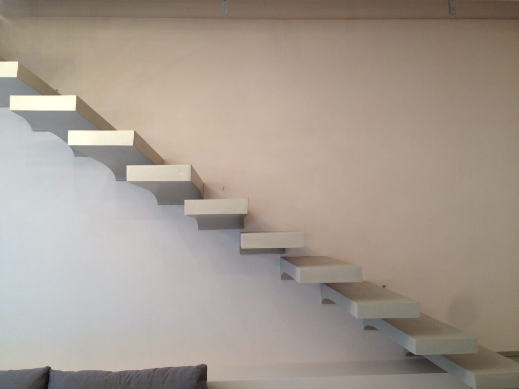 The Dangerous Truth About Floating Staircases, According to a Home