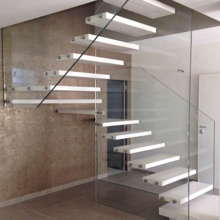 Cantilever stairs with structural glass railing